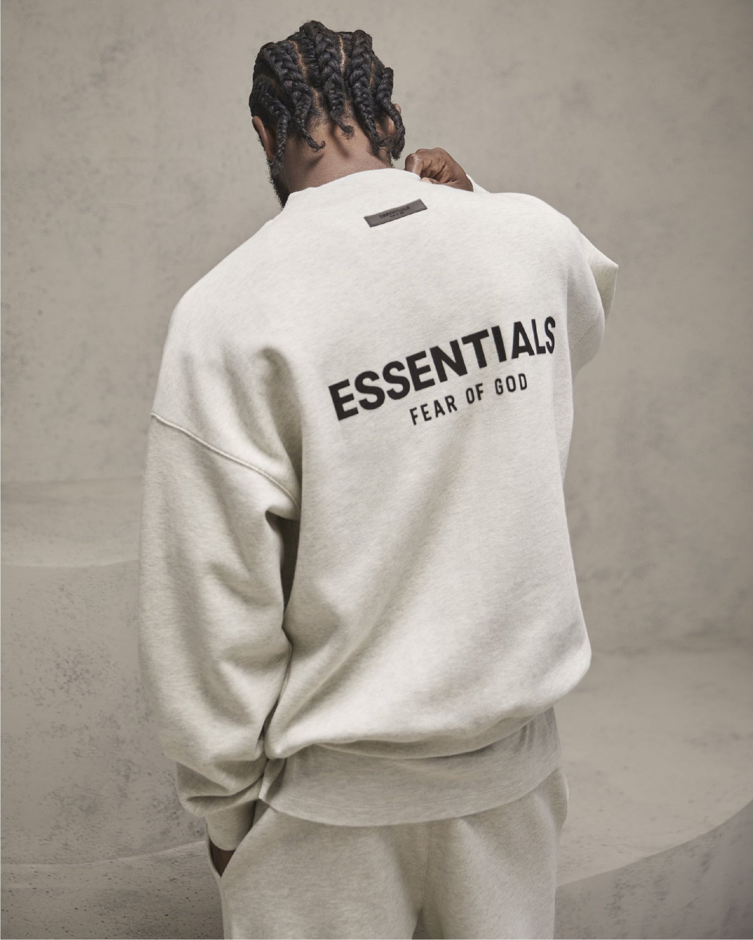 ESSENTIALS FOG